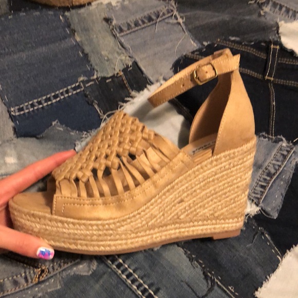 Tan wedge high heels. Never worn. - Picture 2 of 3